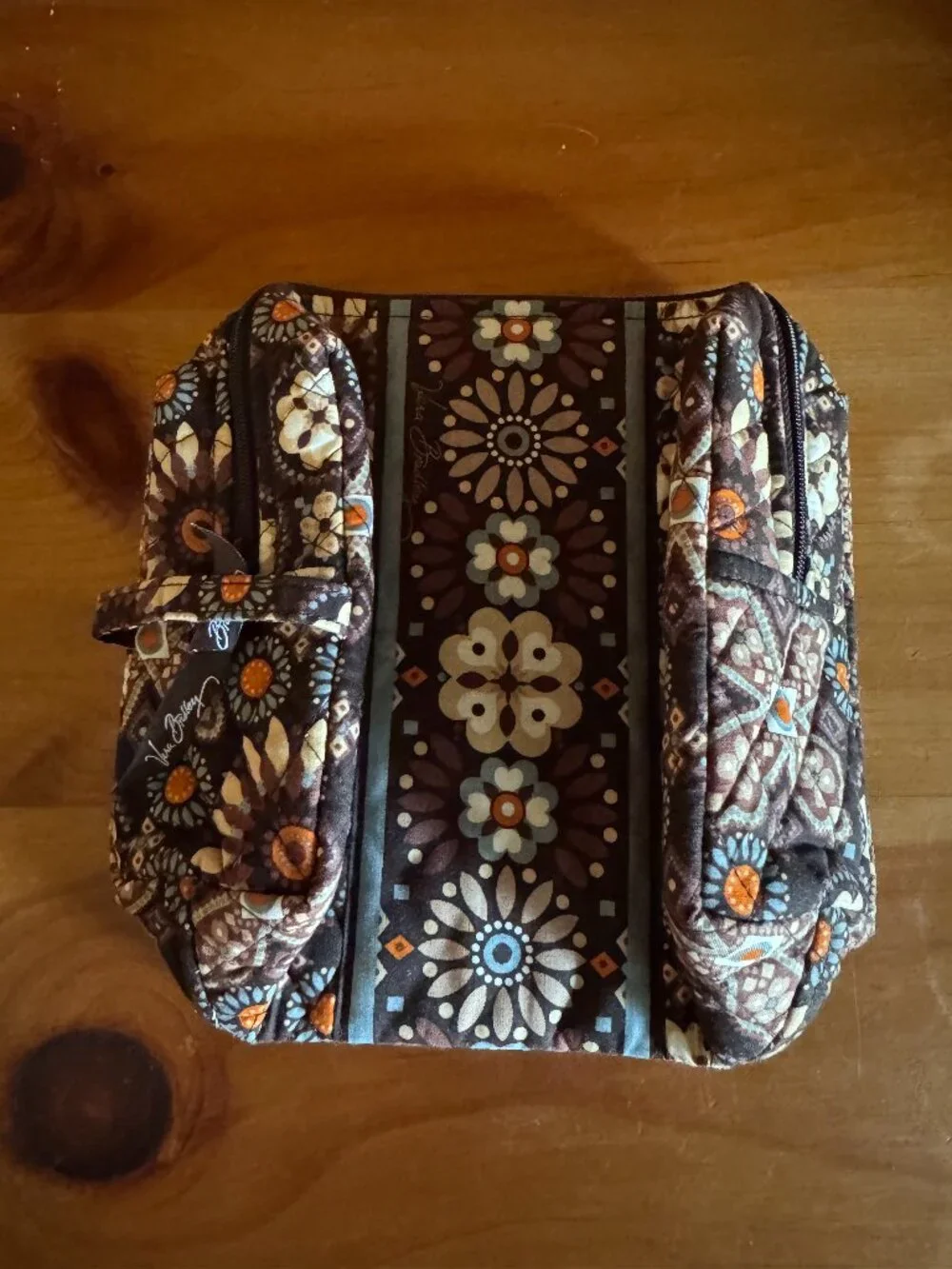 NWOT Vera Bradley Retro Floral Print Zip Close PVC Lined Quilted Cosmetic Case